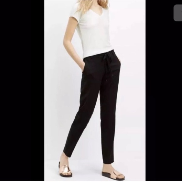 Vince Crepe Easy Fit Tie Drawstring Trousers in Black Size S - Picture 2 of 12